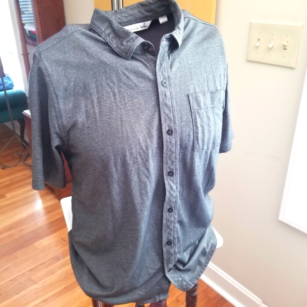 Travis Mathew Shirt